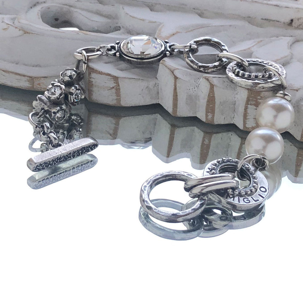 Carefree Pearl Bracelet