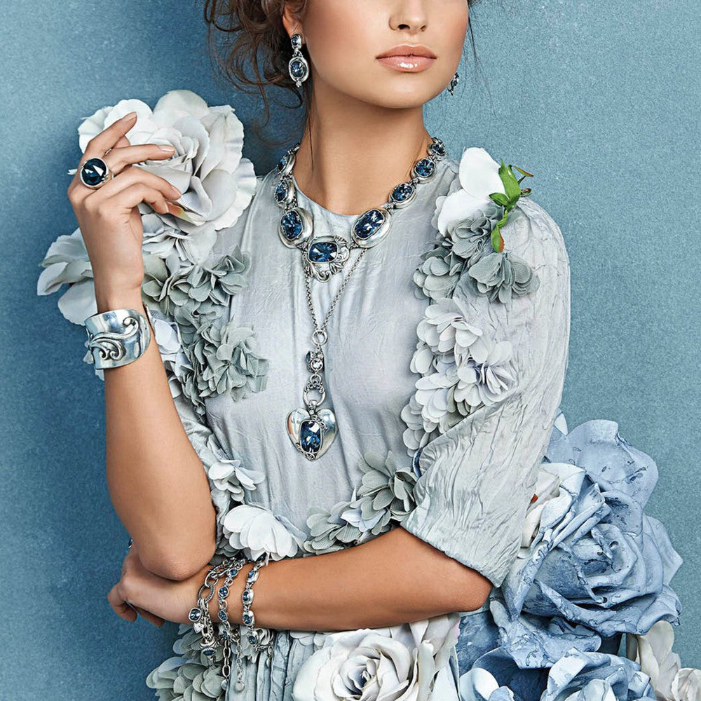 Lily Rose Crystal Couture Pendant. EN1088