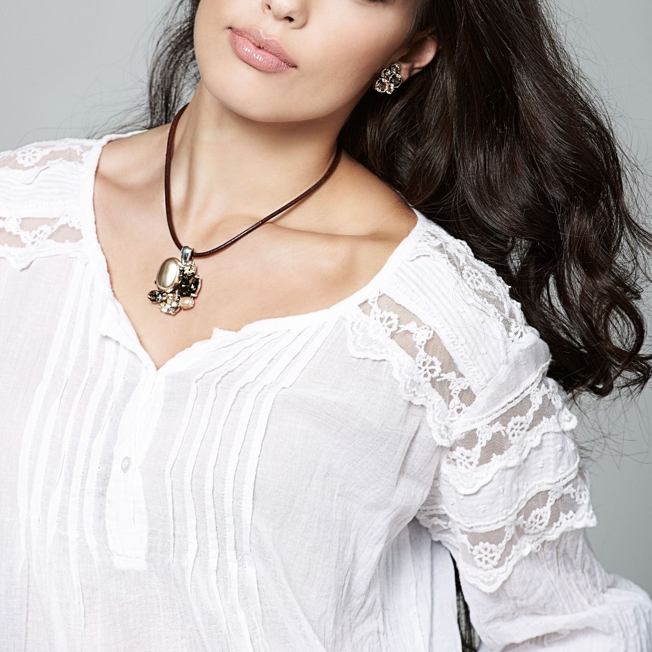 Crystal brown Cluster Pendant. EN884