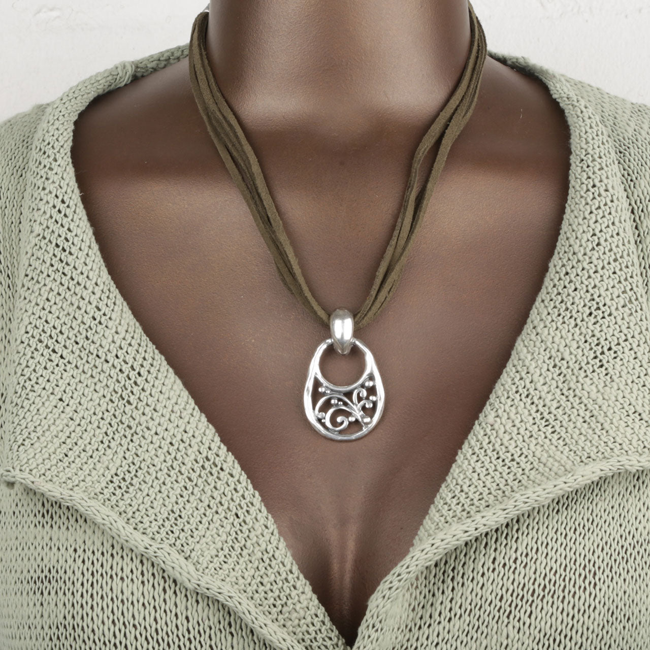 Khaki Green Suede Necklace. N1997