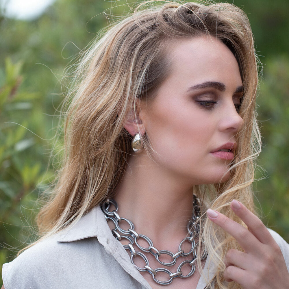 Kylie Bold Chain Necklace. N1973