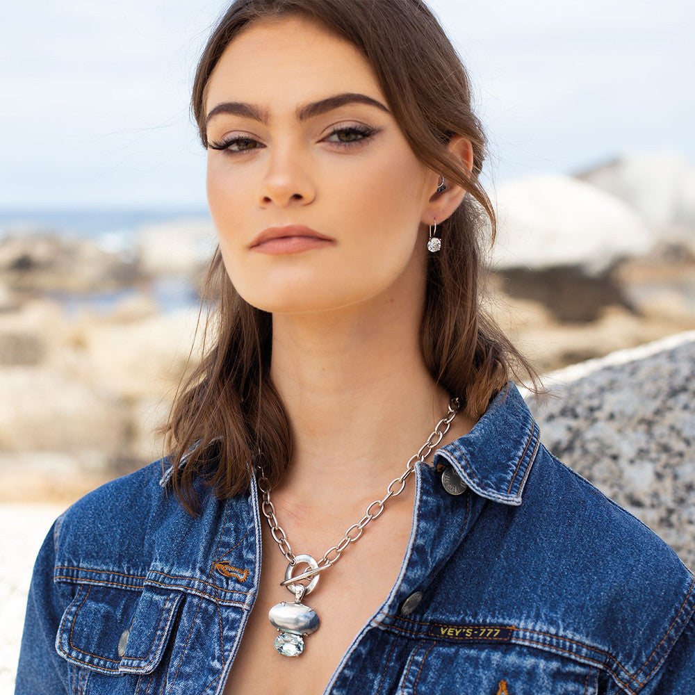 Petite Ocean Light Azure Drop Earrings - E4895 - R299
Shimmy Beach Pendant - EN1871 - R999
