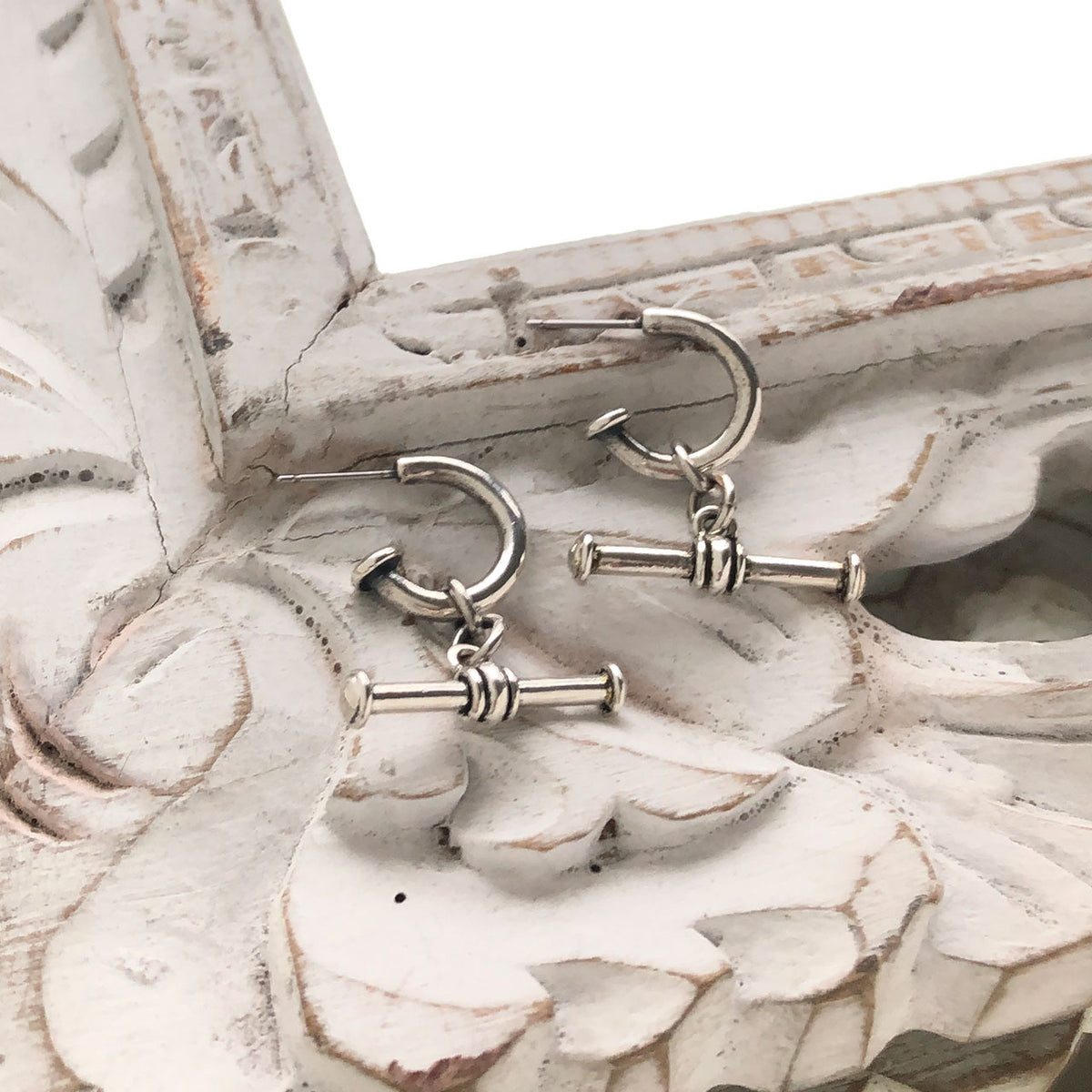 Nautical Rope T-Bar Drop Earrings. E4925
