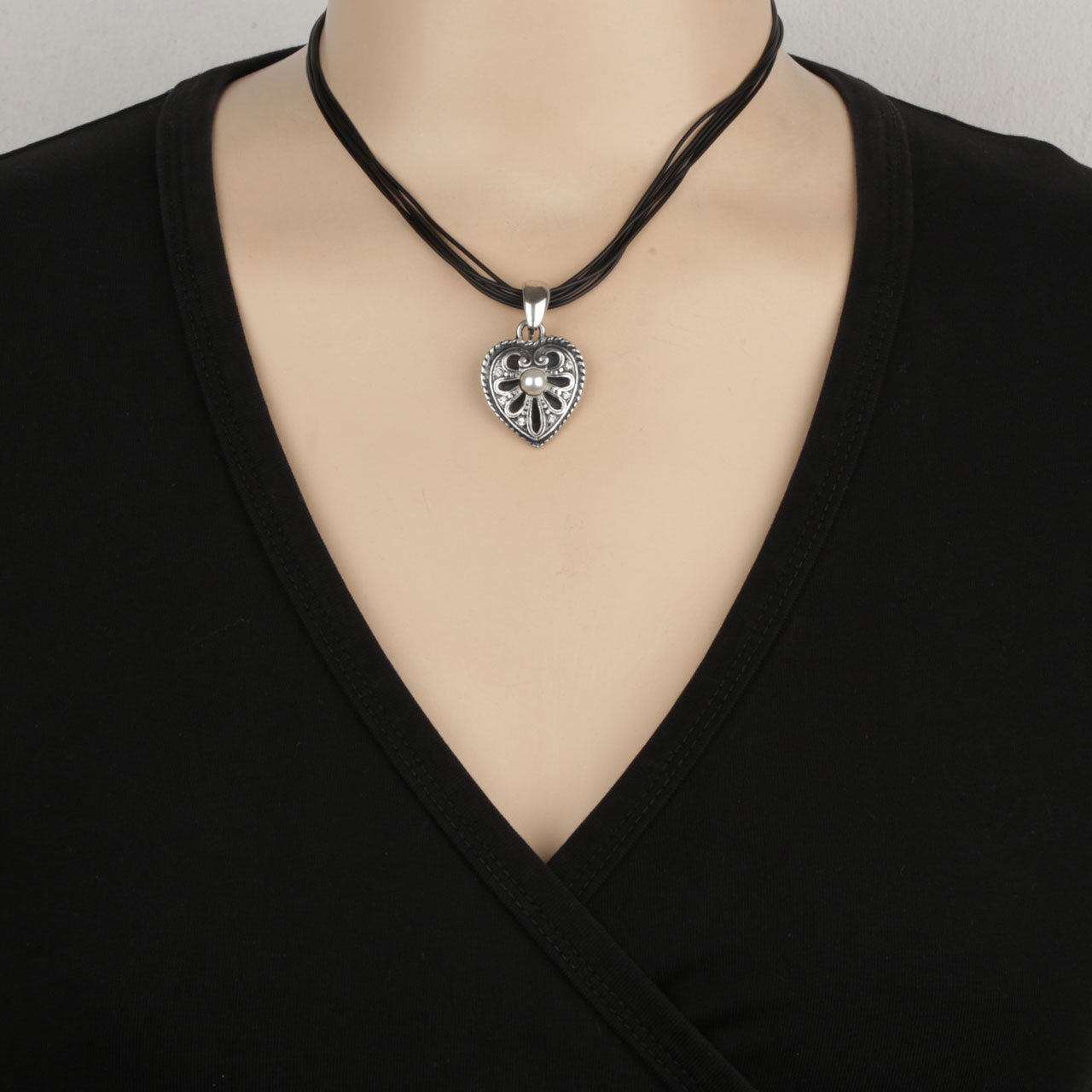 Burnished Silver & Pearl Detailed Heart. EN213