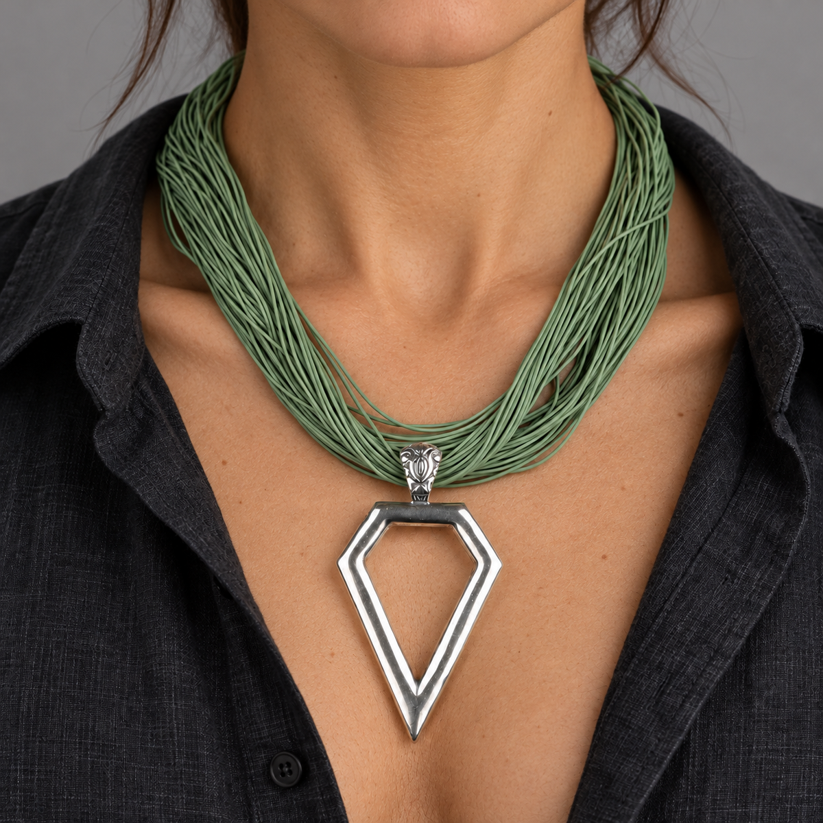 Miglio Aztec Pendant. EN906