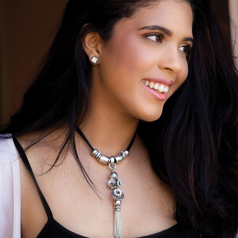 Black Afrique Necklace. N1183