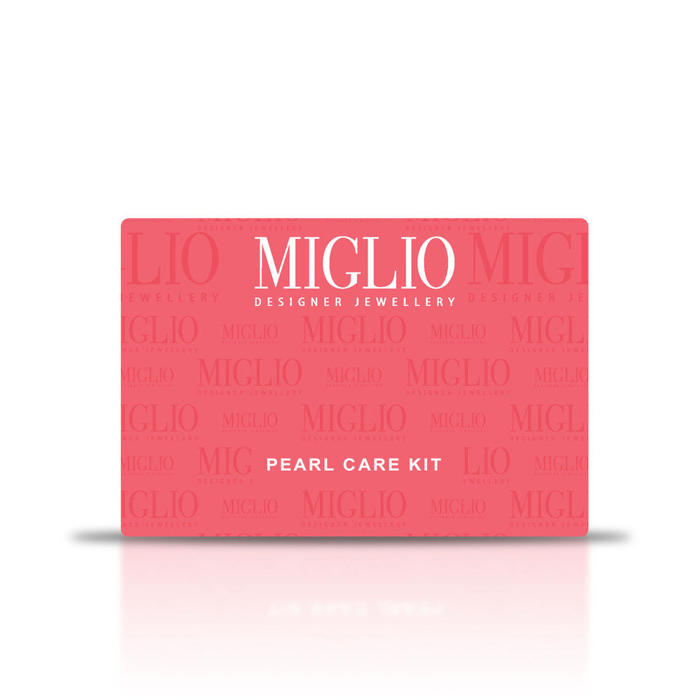 Our Miglio pearl cleaning kit includes two tissue wipes and a soft polishing cloth;
all that is necessary to keep your shell pearls beautiful and extend their life span.