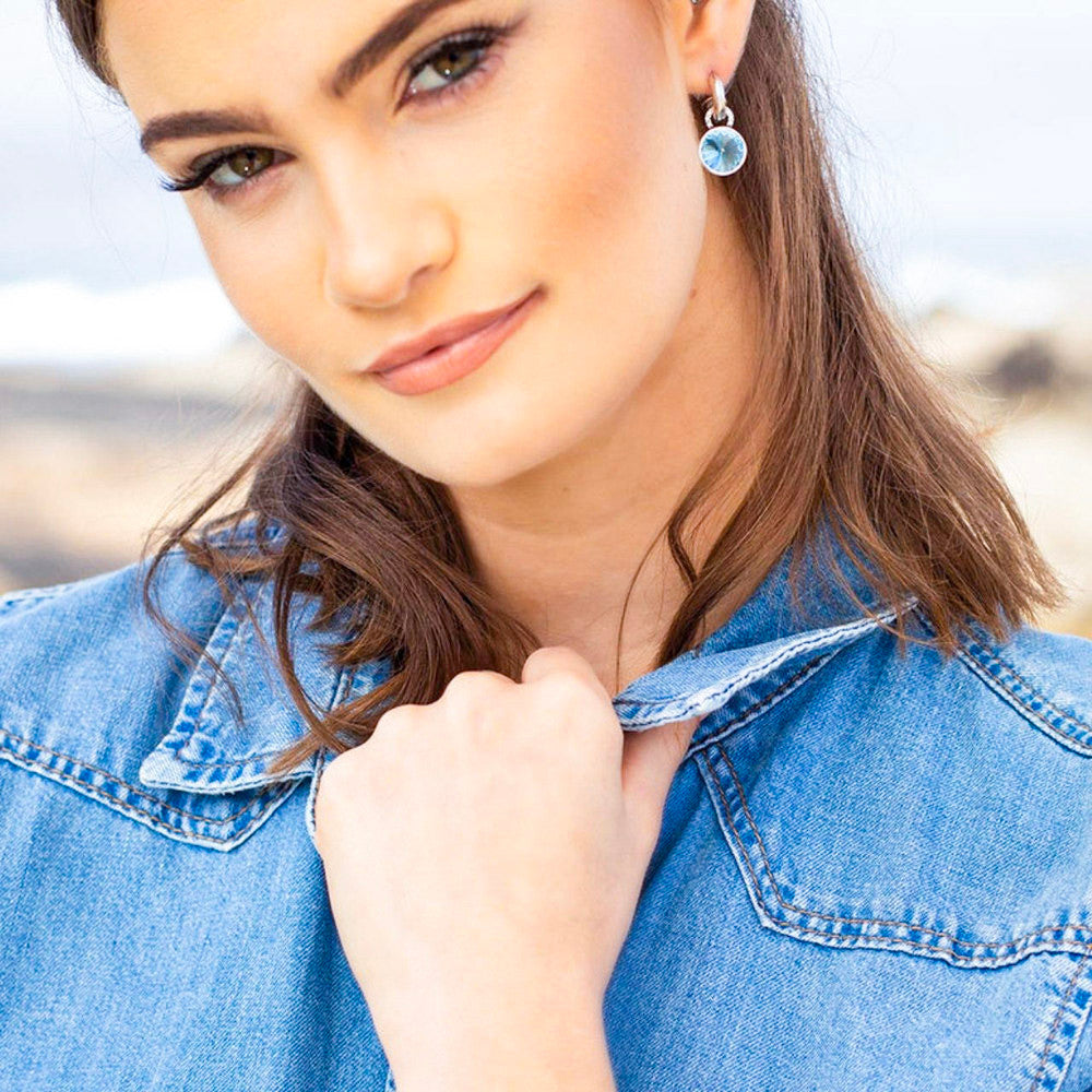 Petite So Sleek Hoop Earrings. E2879