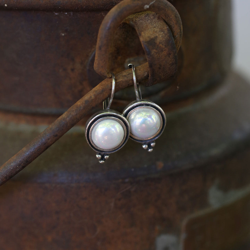 Reminisce Earrings. E2814