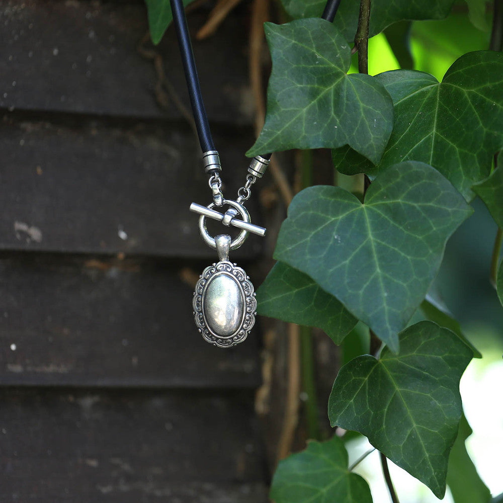 Broderie Anglaise Pendant