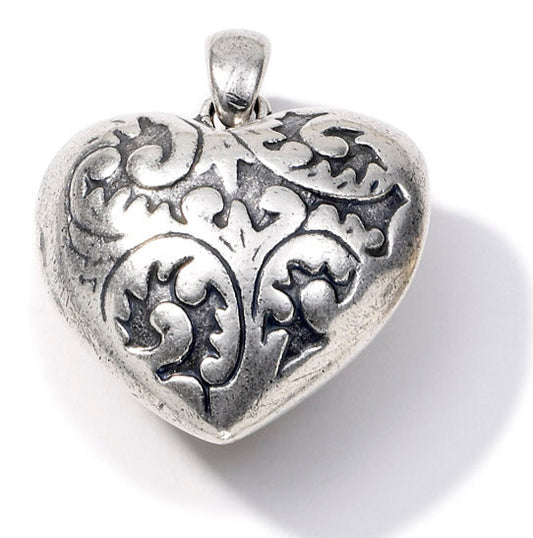 Eternal Heart Pendant. EN242